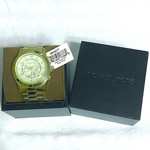 MICHAEL KORS “OVERSIZED RUNWAY” MK8077 GOLD WATCH - Picture 4 of 12